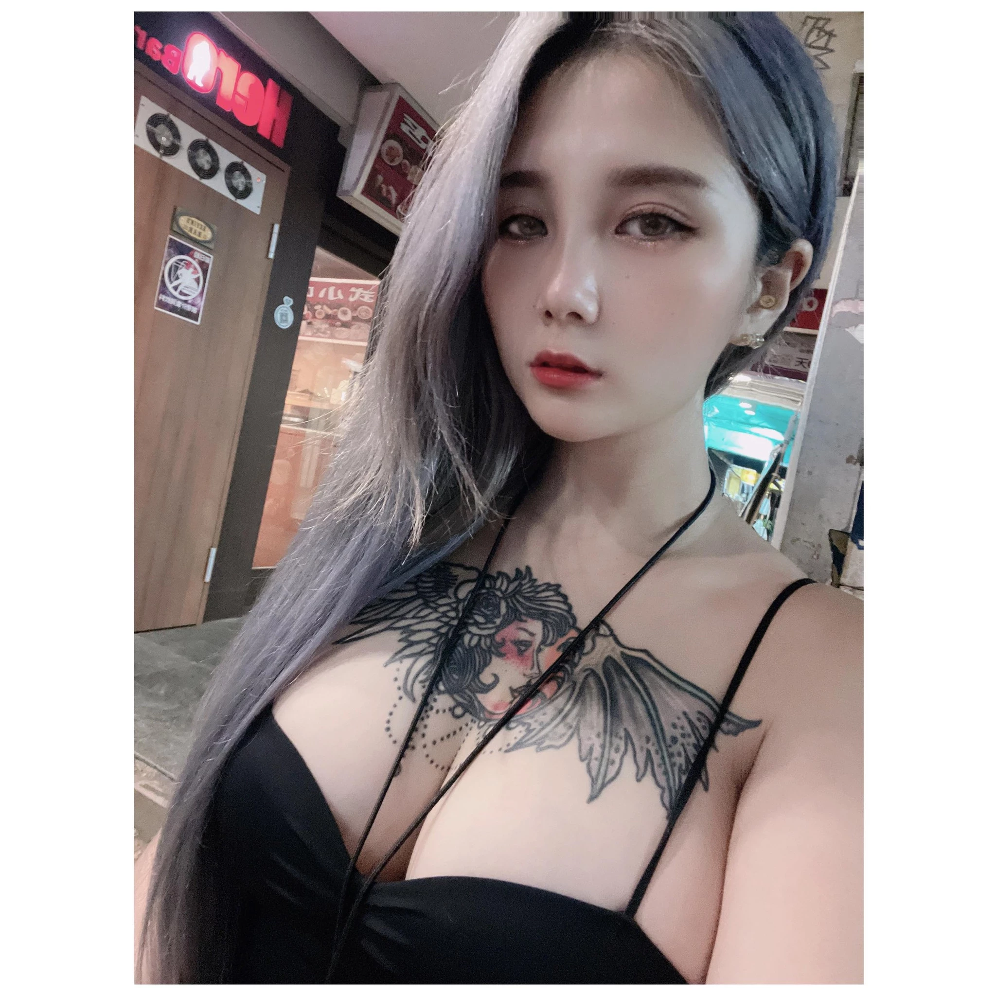  台湾大尺度拍摄的正妹孟若羽~昔日在吉隆坡看过真面目真的好大啊 (18P) 第8张