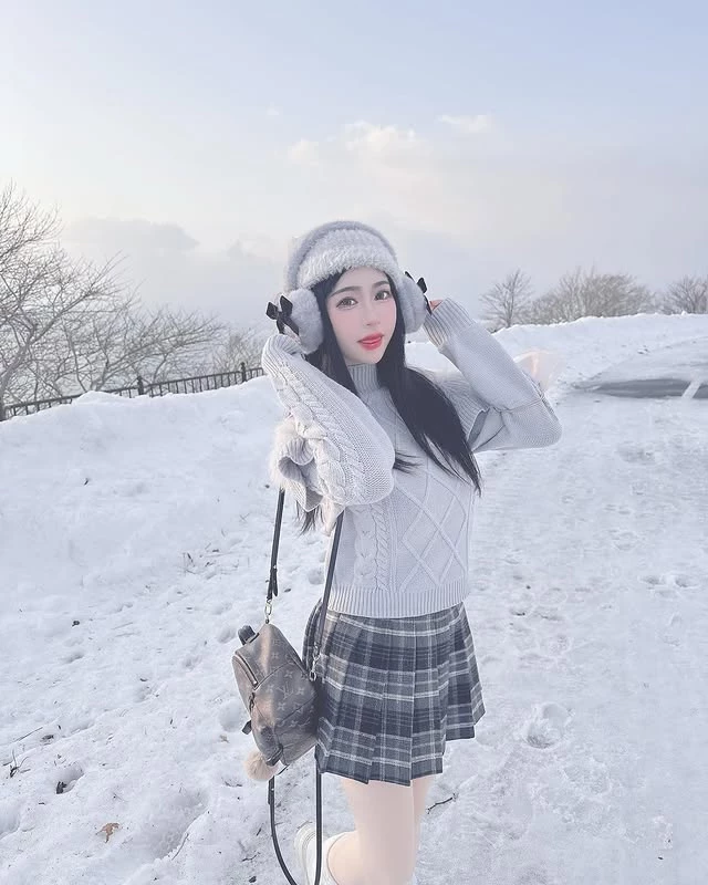  「凯云」既有邻家女孩的亲切，又有性感女神的魅力 (10P) 第9张