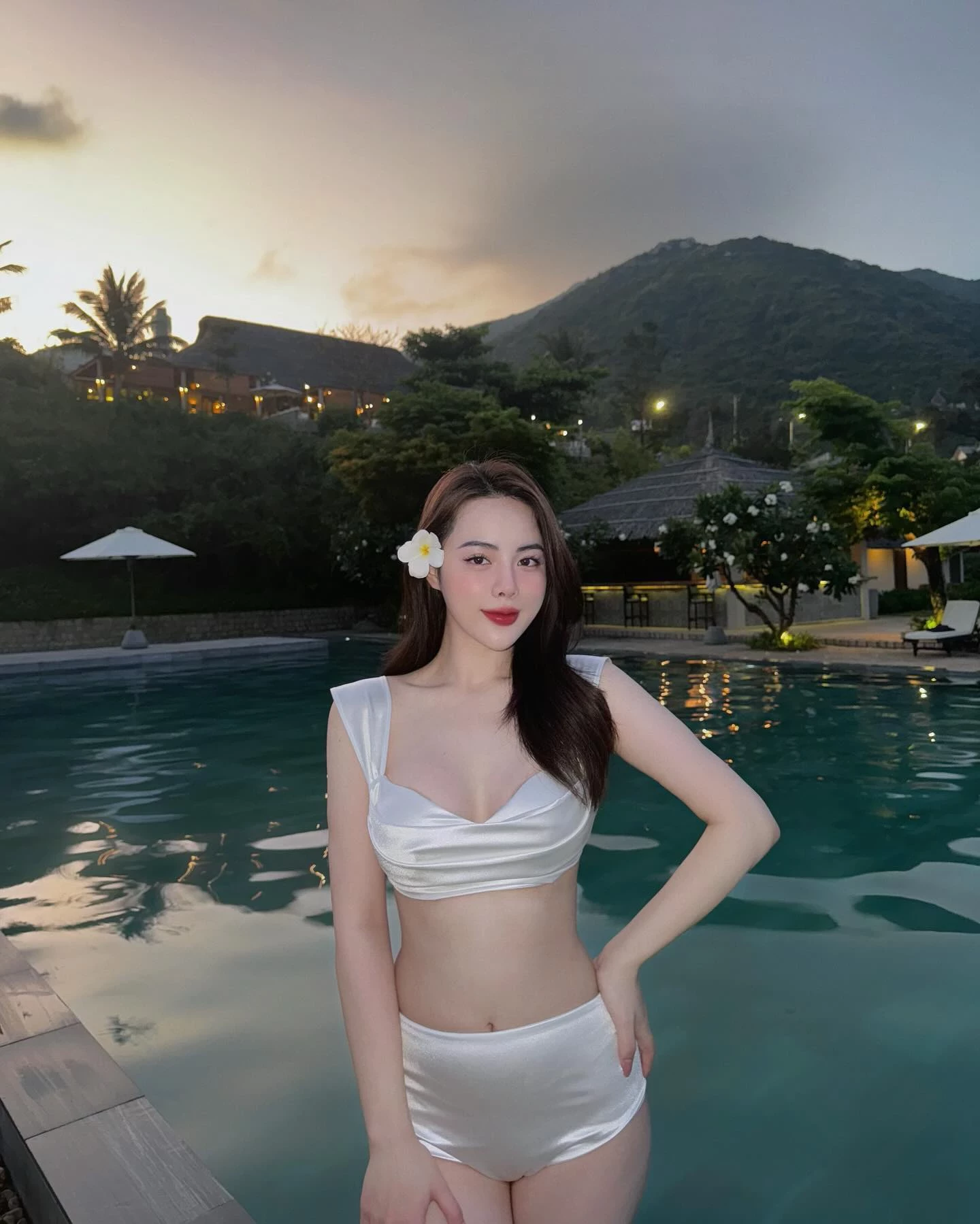  「Hồng_Nhung」火辣曲线深藏不露独特气质太诱人 (12P) 第10张